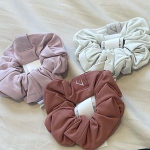 Gymshark WHITNEY SCRUNCHIES 3PK